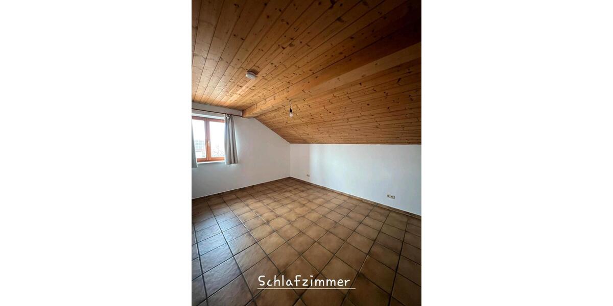 Dachgeschoßwohnung Trostberg - 2 Zimmer, 77 m&sup2;, 750&euro; | Angebot:26129661