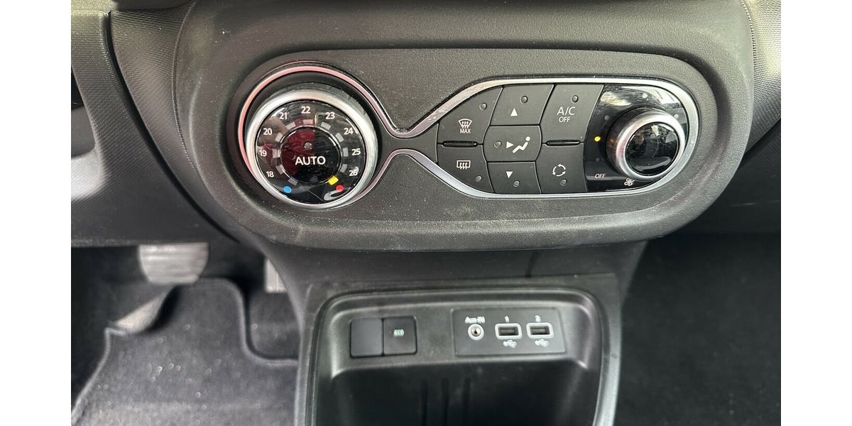 Renault Twingo Equilibre Electric / Sitzheizung 26.720 km 12.690 &euro; Donauwörth 86609