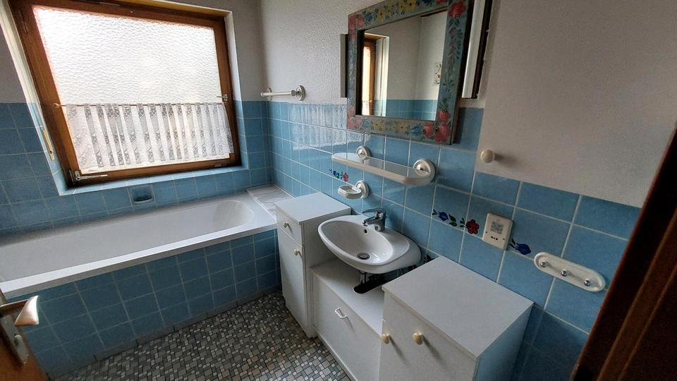 Einfamilienhaus Hammelburg - 4 Zimmer, 165 m&sup2;, 250.000&euro; | Angebot:26210732