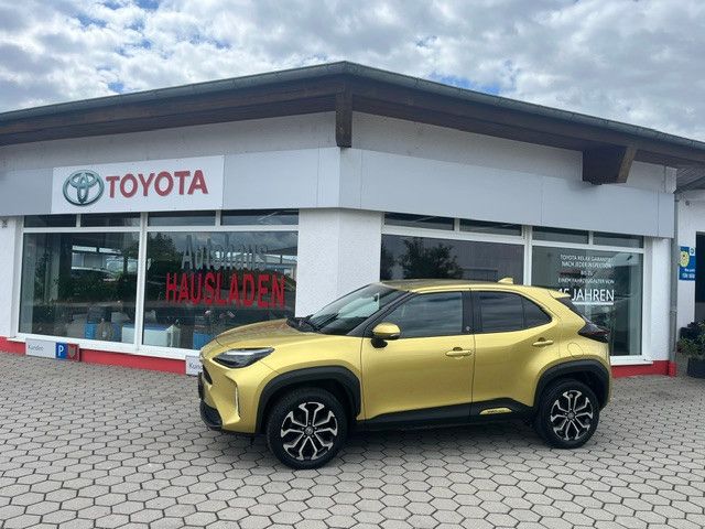Toyota Yaris Cross 42.600 km 23.600 &euro; Cham 93413