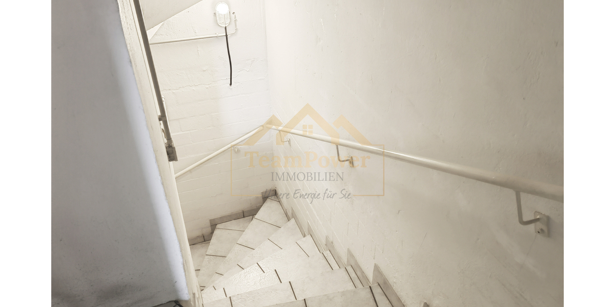 Familienhaus im Hamburger Speckgürtel - Koffer packen und einziehen! - Doppelhaushälfte Henstedt-Ulzburg Ulzburg | Angebot:26086570