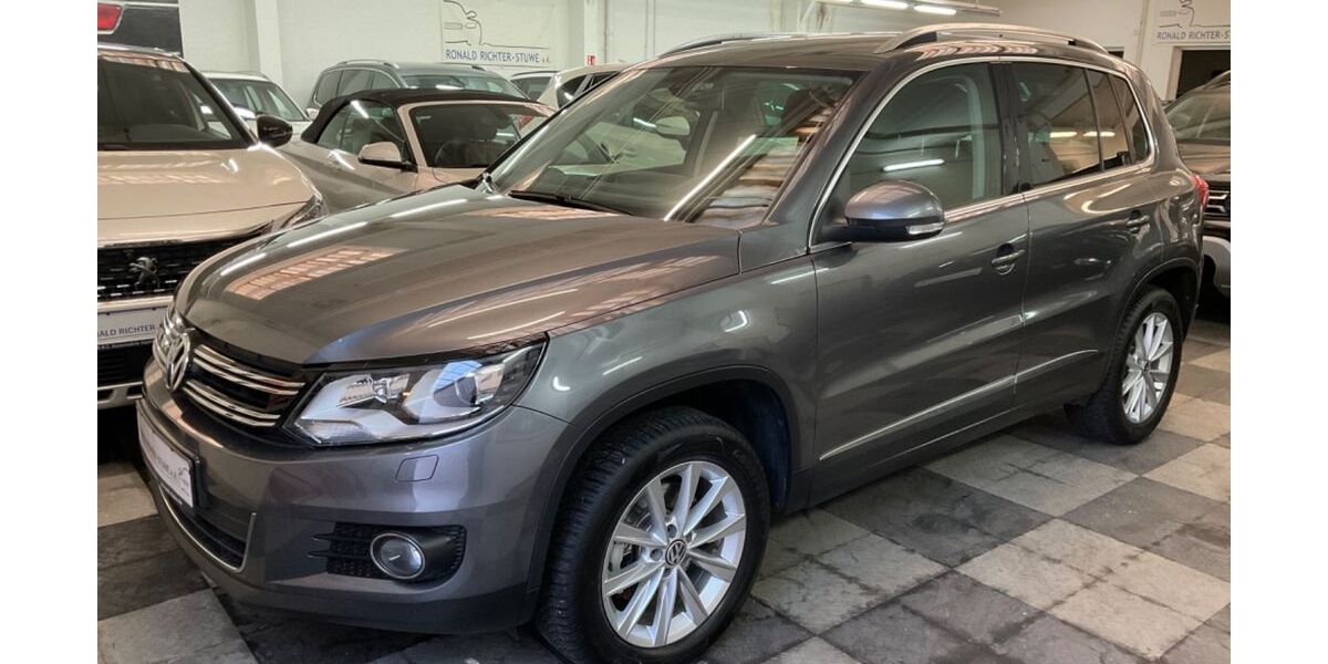 VW Tiguan 158.636 km 11.990 &euro; Hamburg 22087