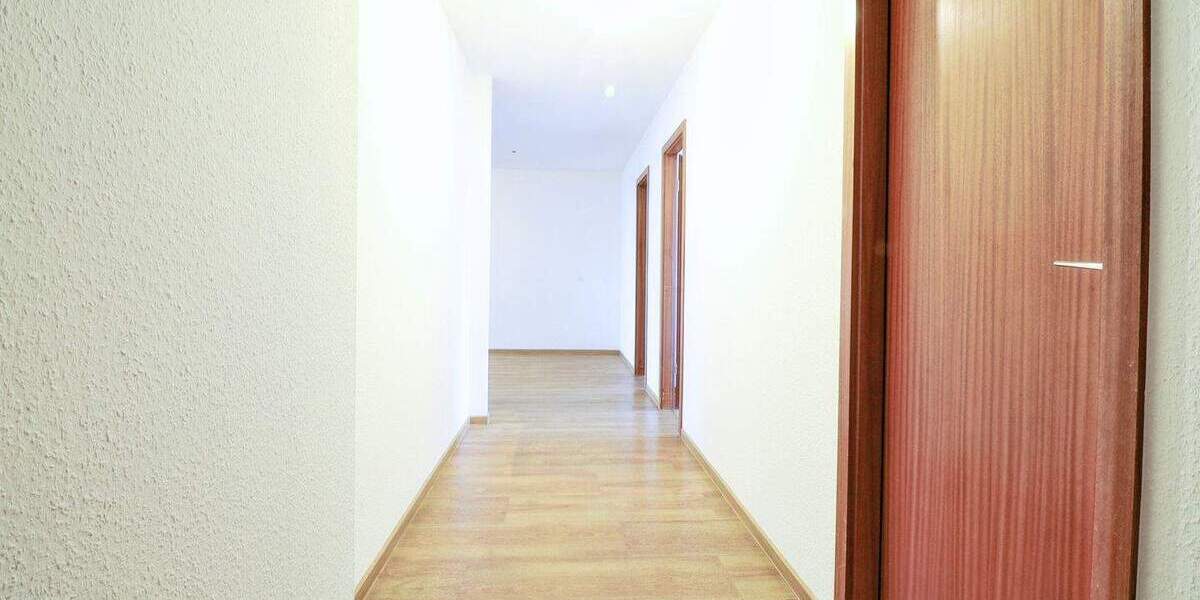 Etagenwohnung Lauffen am Neckar - 4 Zimmer, 107 m&sup2;, 360.000&euro; | Angebot:24685845