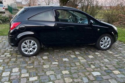 Opel Corsa 171.000 km 2.800 &euro; Wölpinghausen 31556