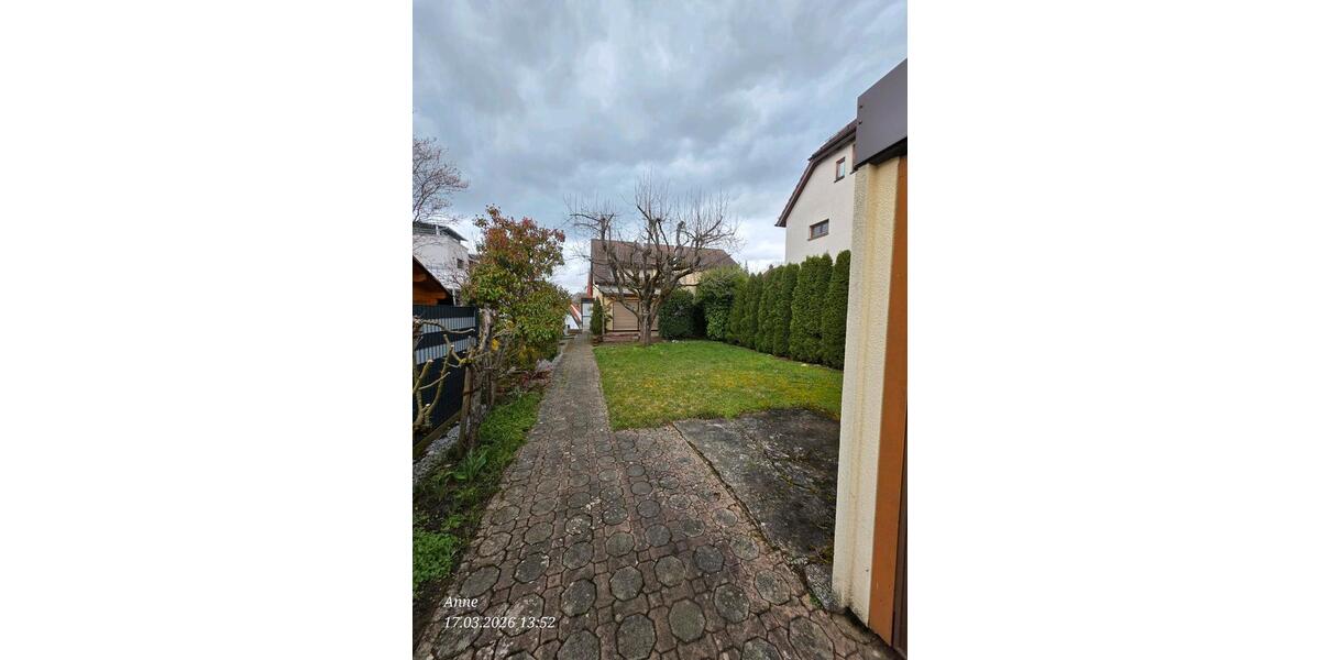 Einfamilienhaus Schorndorf - 7 Zimmer, 160 m&sup2;, 2.200&euro; | Angebot:26151068