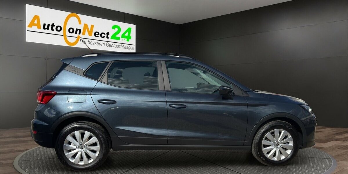 Seat Arona Style *DSG/Navi/LED/PDC/Tempomat/Alu* 4.372 km 20.990 &euro; Bamberg 96052