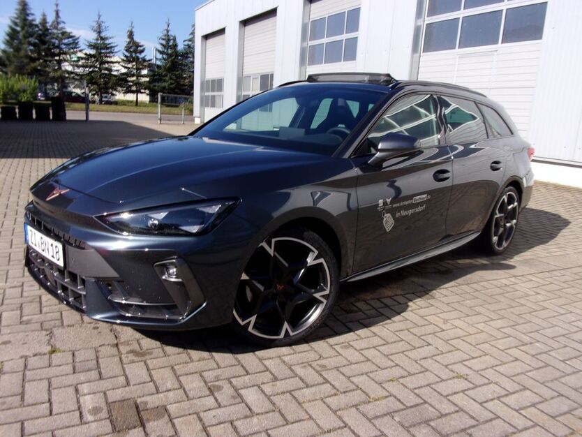 Cupra Leon 6.500 km 39.490 € Ebersbach-Neugersdorf 02727