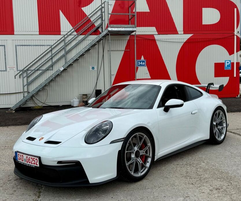 992