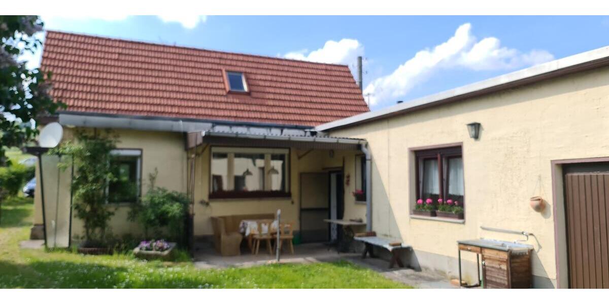 Einfamilienhaus in idyllischer Lage mit großem Grundstück - Einfamilienhaus Großeutersdorf | Angebot:26338317
