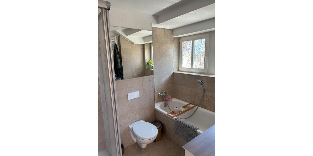 Dachgeschoßwohnung Großröhrsdorf - 4 Zimmer, 97 m&sup2;, 970&euro; | Angebot:26661285