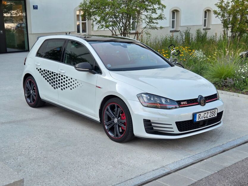VW Golf 81.000 km 19.000 € Regensburg 93053