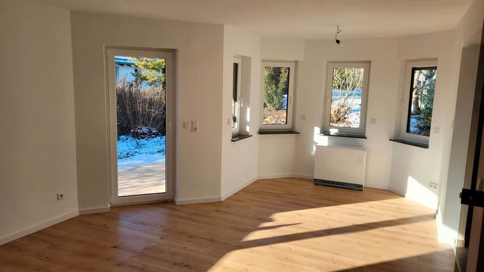 Erdgeschoßwohnung Tauberbischofsheim - 3.5 Zimmer, 84 m&sup2;, 220.000&euro; | Angebot:26180305