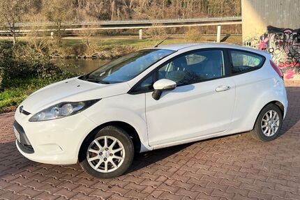 Ford Fiesta 234.000 km 1.390 &euro; Elztal 74834