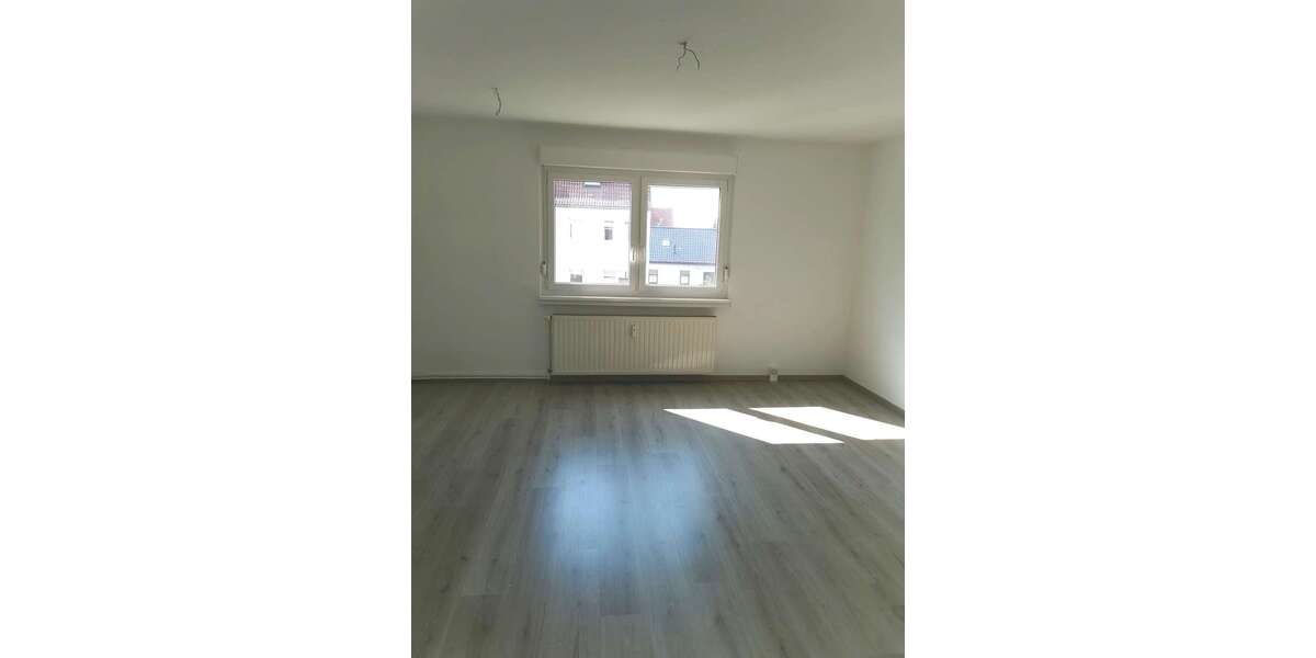 Etagenwohnung Wiesenau - 3 Zimmer, 64 m&sup2;, 418&euro; | Angebot:24976056