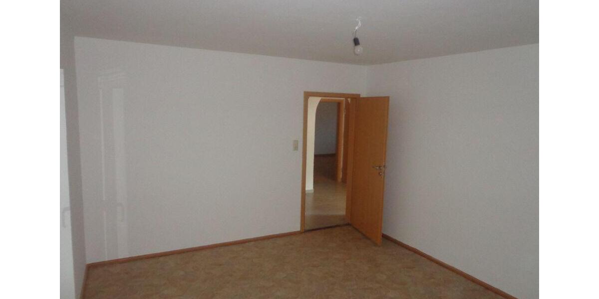 Etagenwohnung Burgsinn - 3 Zimmer, 85 m&sup2;, 730&euro; | Angebot:26680183