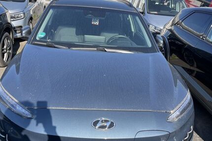 Hyundai KONA 38.275 km 18.000 &euro; Hennef 53773