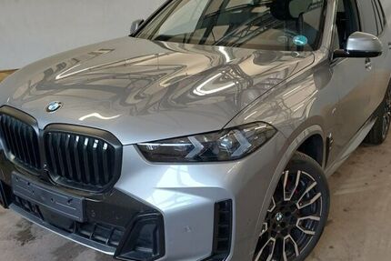 BMW X5 13.500 km 85.840 &euro; Paderborn 33100