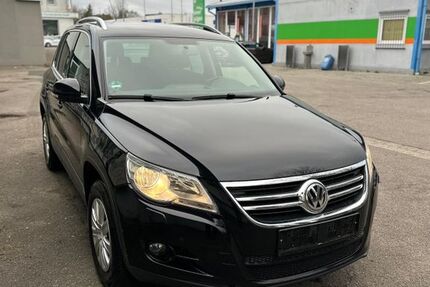 VW Tiguan 257.000 km 5.500 &euro; Düren 52351