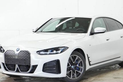 BMW i4 19.387 km 49.590 &euro; Werne 59368