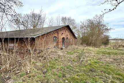 Haus Dargun - 5 Zimmer, 230 m&sup2;, 79.000&euro; | Angebot:26796086