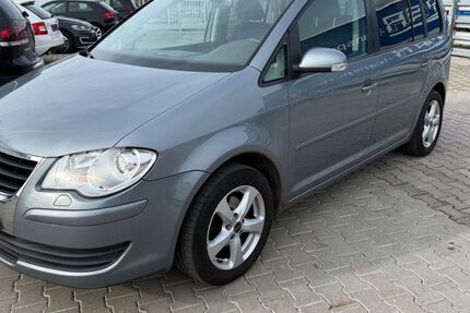 VW Touran 262.355 km 2.750 € Maxhütte -Haidhof 93142
