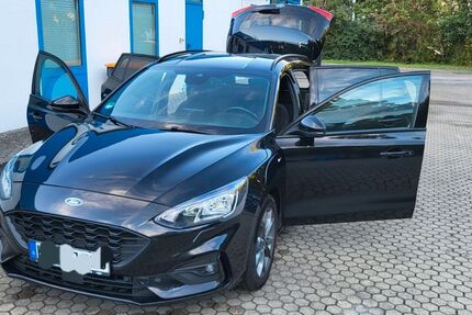 Ford Focus 152.000 km 12.200 € Mittenwalde 15749