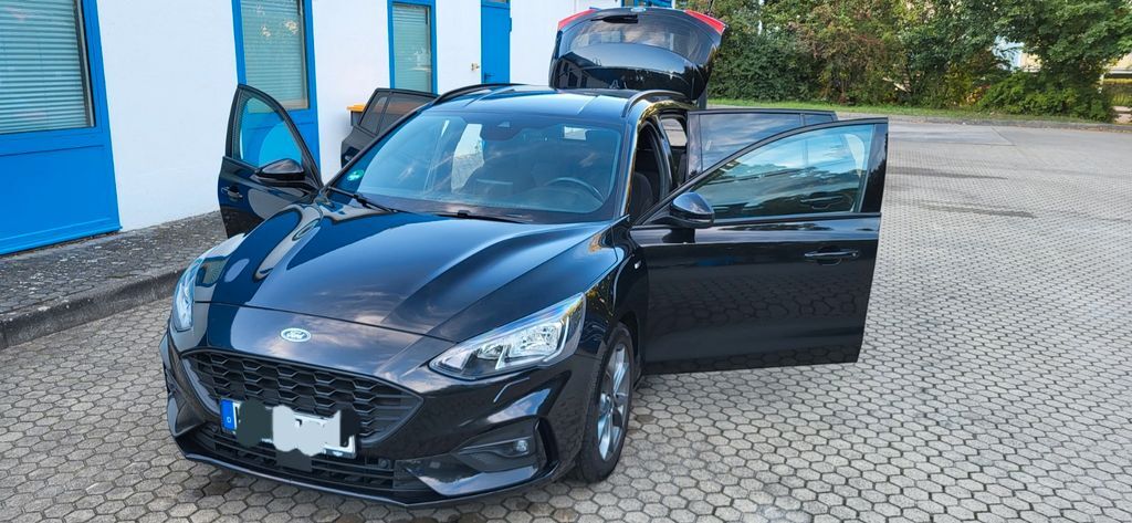 Ford Focus 152.000 km 12.200 € Mittenwalde 15749