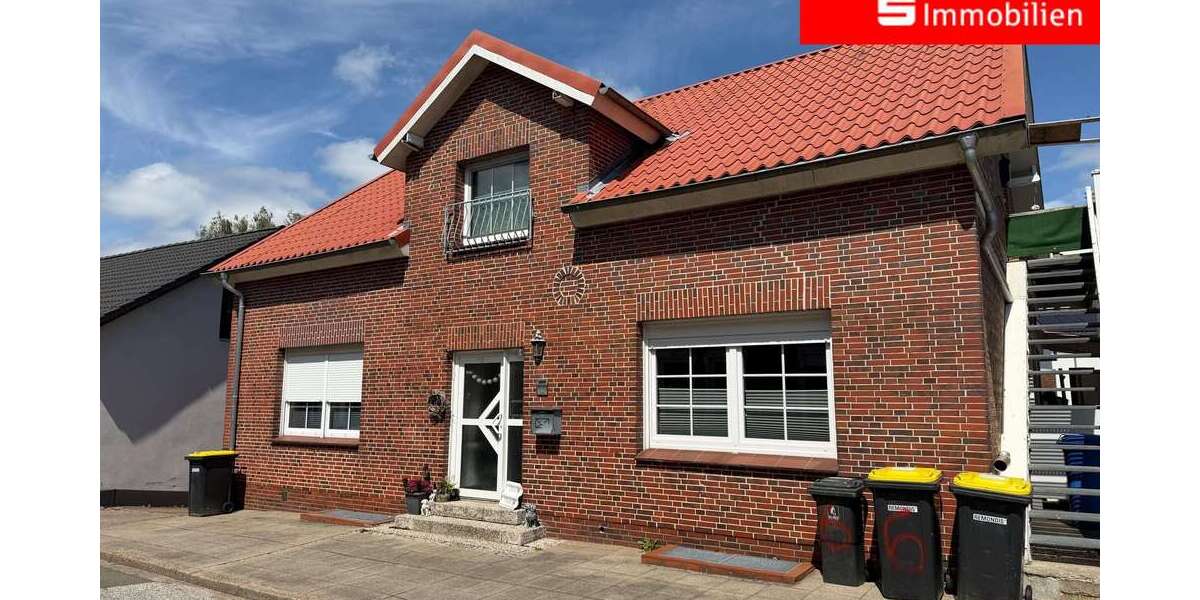 Einfamilienhaus Burg - 9 Zimmer, 263 m&sup2;, 219.000&euro; | Angebot:27151542
