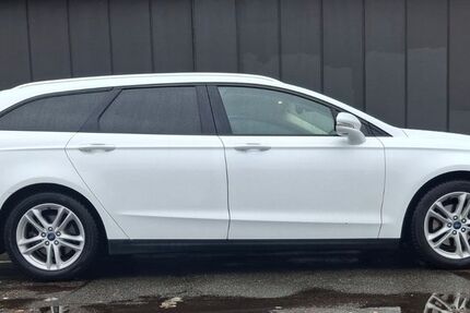 Ford Mondeo 112.900 km 11.690 &euro; Oldenburg 26125