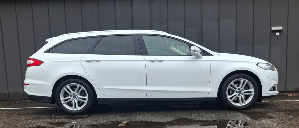 Ford Mondeo 112.900 km 11.690 &euro; Oldenburg 26125