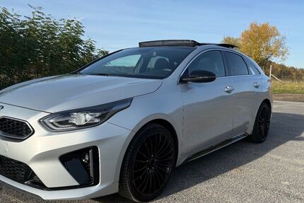 Kia pro ceed / ProCeed 162.176 km 14.499 € Mittenwalde 15749