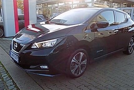 Nissan Leaf 46.884 km 20.790 € München 81677