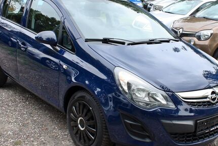 Opel Corsa 152.300 km 3.999 &euro; Berlin 13057