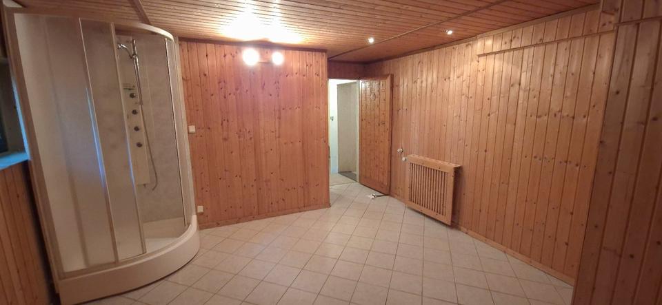 Mehrfamilienhaus, Wohnhaus Neuenhagen bei Berlin - 11 Zimmer, 280 m&sup2;, 870.000&euro; | Angebot:26876950