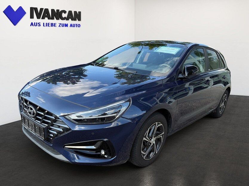 i30