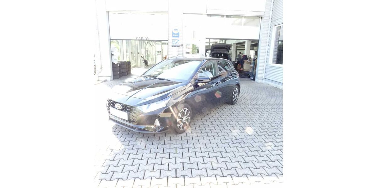 Hyundai i20 70.000 km 14.555 &euro; Elsenfeld 63820