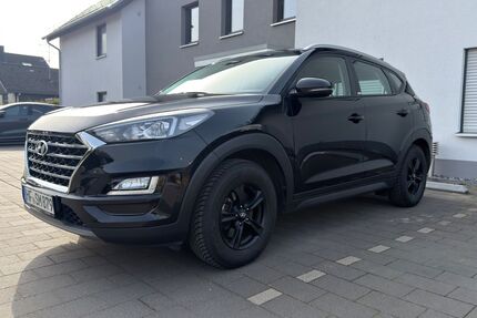 Hyundai TUCSON 33.000 km 18.499 &euro; Bielefeld 33619