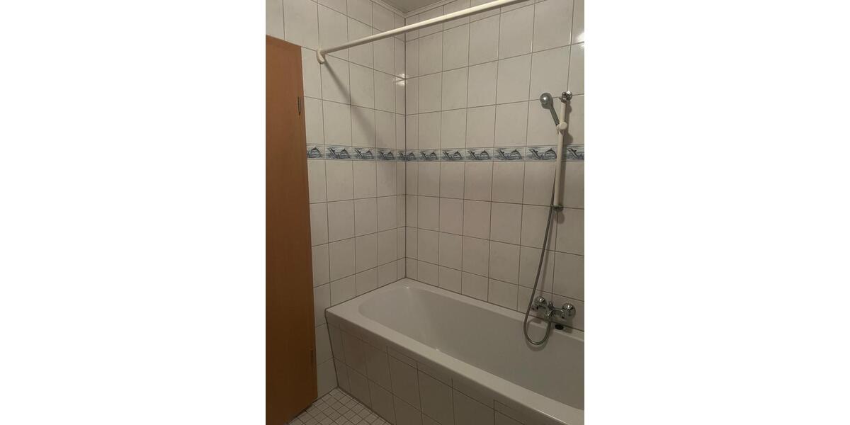 Etagenwohnung Homburg - 2 Zimmer, 70 m&sup2;, 140.000&euro; | Angebot:26957686
