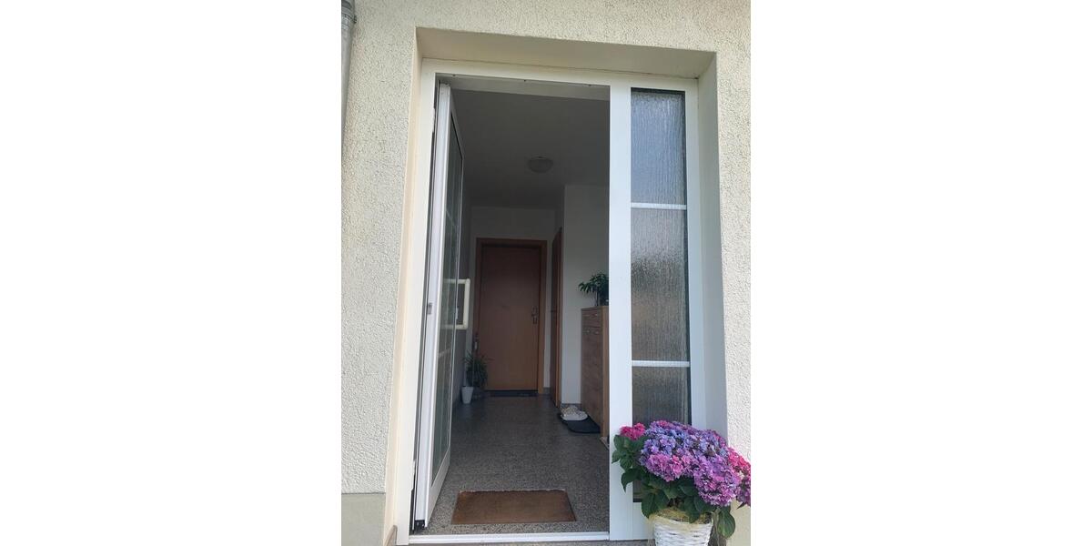 Etagenwohnung Greiz - 4 Zimmer, 90 m&sup2;, 156.000&euro; | Angebot:26123855