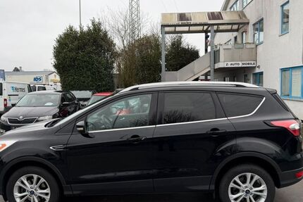 Ford Kuga 157.021 km 7.900 &euro; Hilden 40721