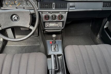 Mercedes-Benz 190 164.500 km 6.750 € Hofheim 65719