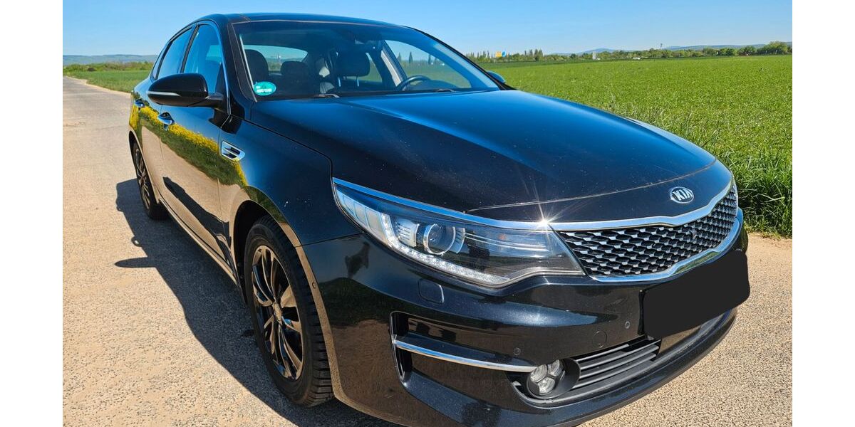 Kia Optima 238.000 km 7.900 &euro; Wiesbaden 65187