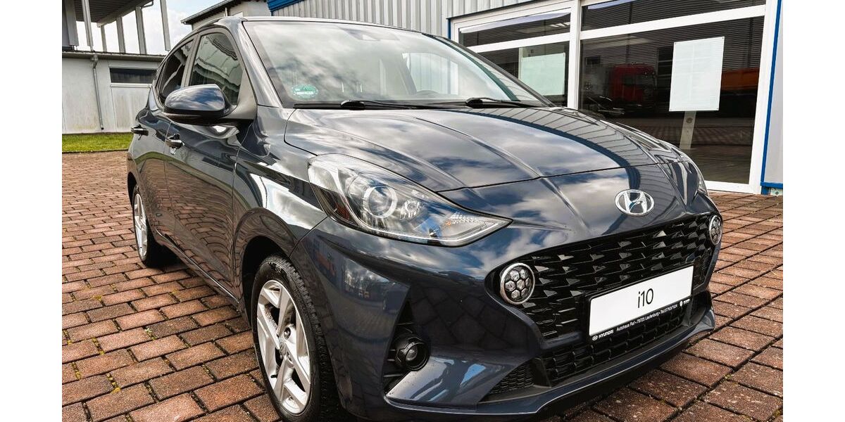 Hyundai i10 21.485 km 17.699 &euro; Laufenburg 79725