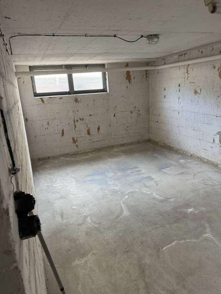 Halle in Mönchengladbach 200 €