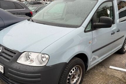 VW Caddy 109.000 km 5.999 &euro; München 81479
