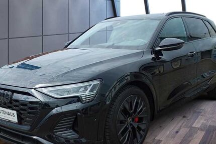 Audi Q8 e-tron 28.221 km 48.910 &euro; Bad Salzuflen 32105