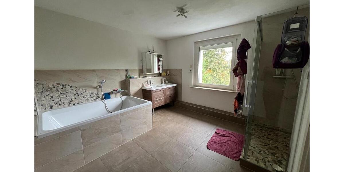 Doppelhaushälfte Wuppertal Gemarkung Barmen - 5 Zimmer, 150 m&sup2;, 1.300&euro; | Angebot:24787860