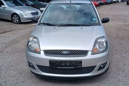 Ford Fiesta 192.000 km 700 &euro; FREIBURG 79114