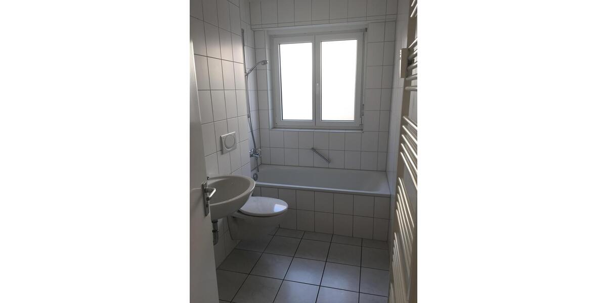 Etagenwohnung Esslingen am Neckar Brühl - 3 Zimmer, 60 m&sup2;, 645&euro; | Angebot:25444743