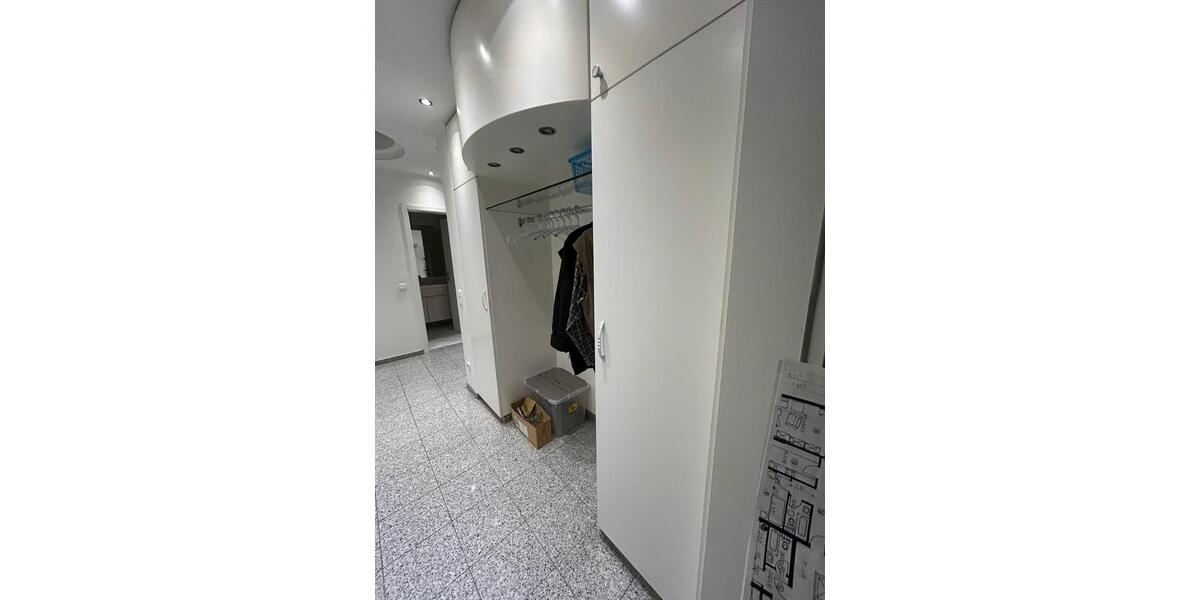 Einfamilienhaus Heiligenhaus - 4 Zimmer, 140 m&sup2;, 1.400&euro; | Angebot:24751105